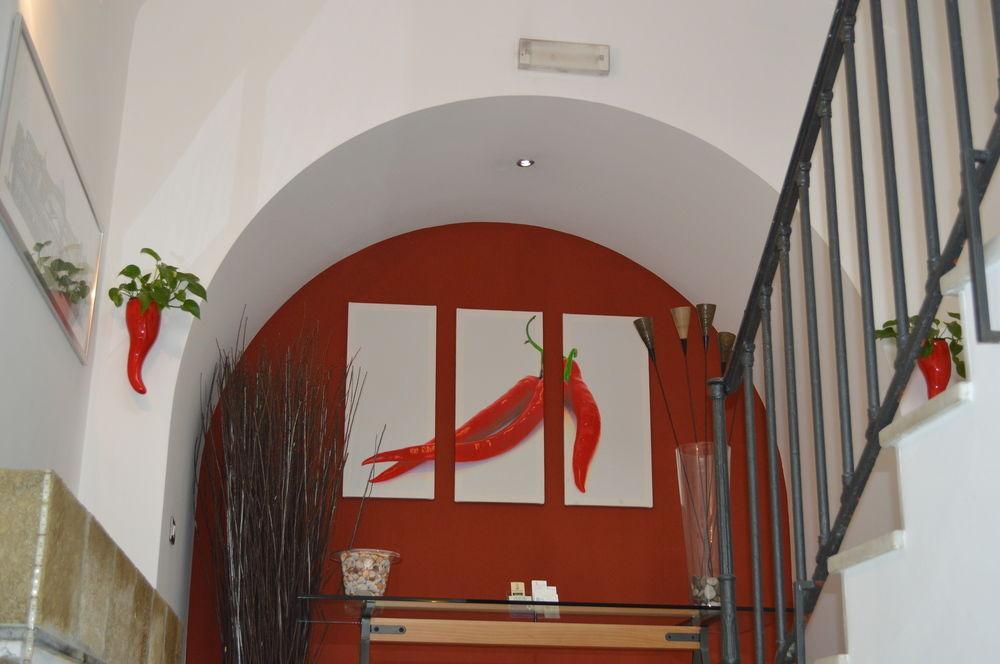 Costantinapoli 27 3* Neapel